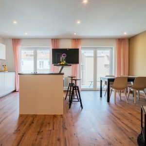 Apartment 6