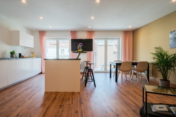 Apartment 6